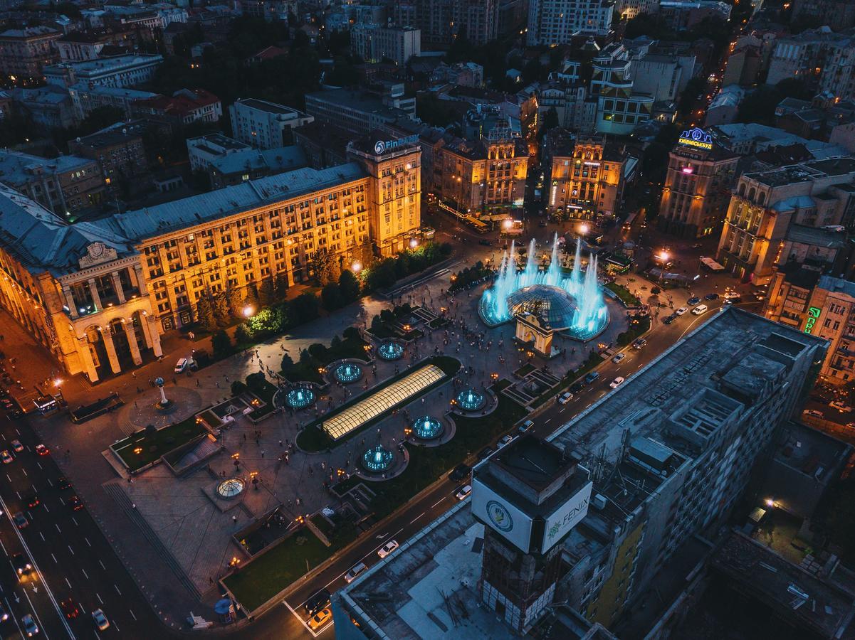 Senator Maidan Aparthotel Kiev Bagian luar foto